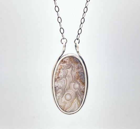 Laguna Lace Agate Necklace